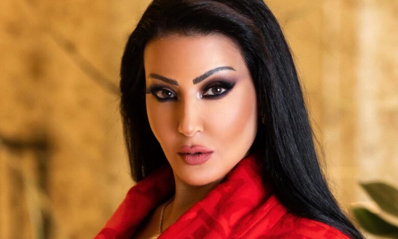 سمية الخشاب