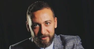 عابد عناني